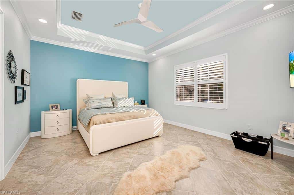 2324 Grenadines Way, Naples, photo 15
