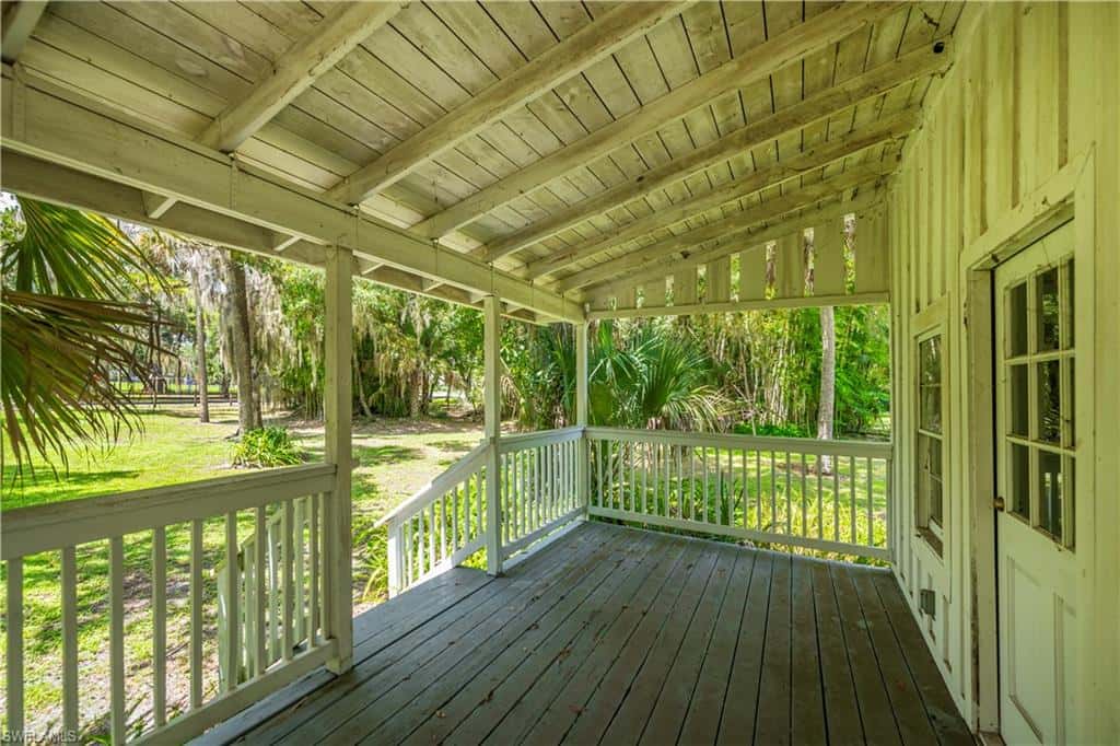 160 Curry St, Labelle, photo 7