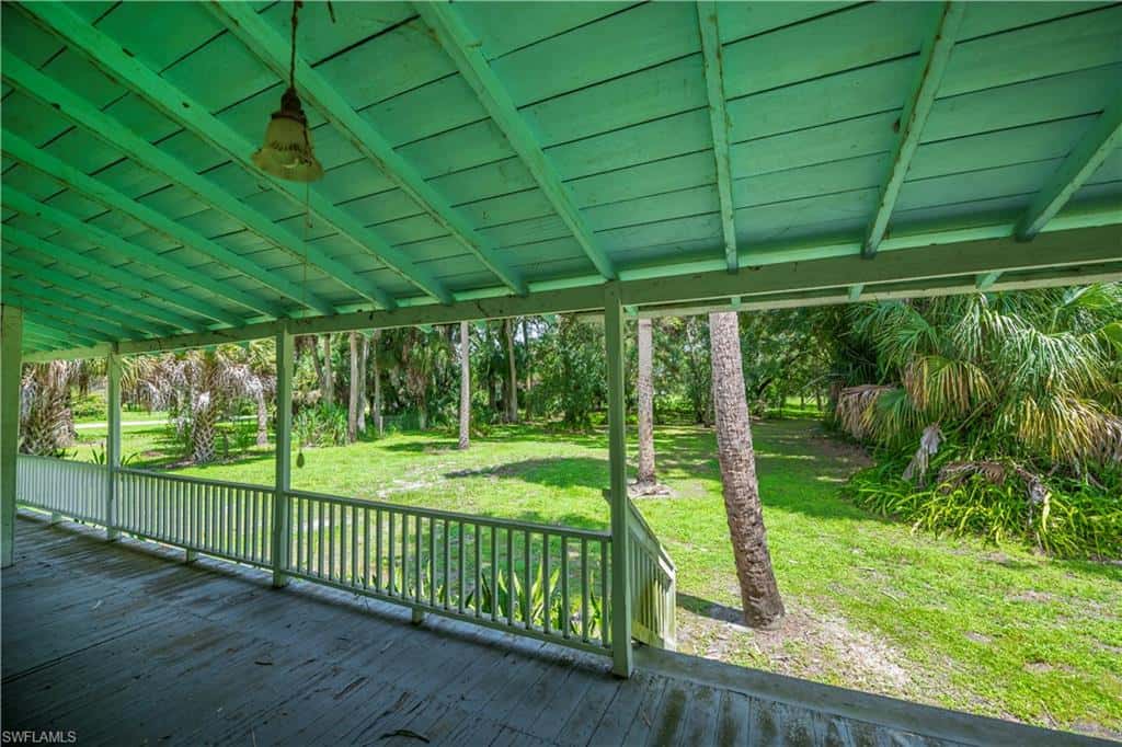 160 Curry St, Labelle, photo 9