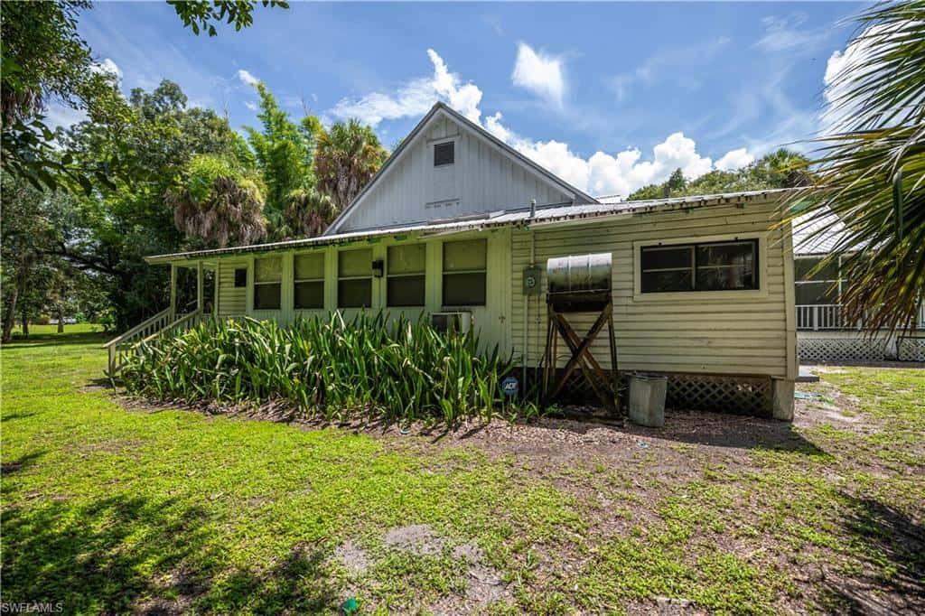 160 Curry St, Labelle, photo 29