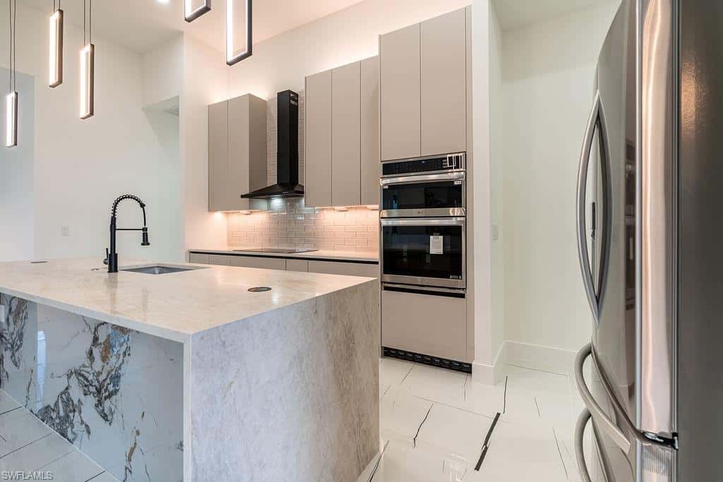 1630 13th Pl, Cape Coral, photo 11