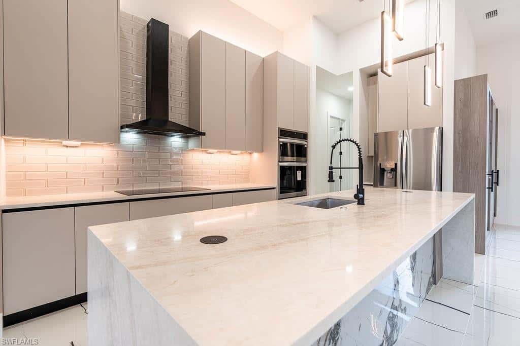 1902 13th Pl, Cape Coral, photo 11