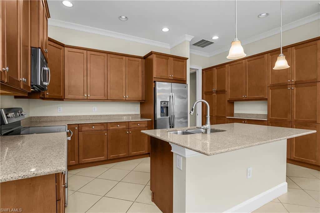 7162 Dominica Dr, Naples, photo 9