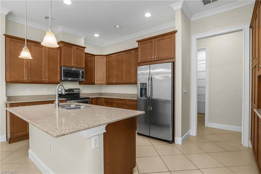 7162 Dominica Dr, Naples, photo 8