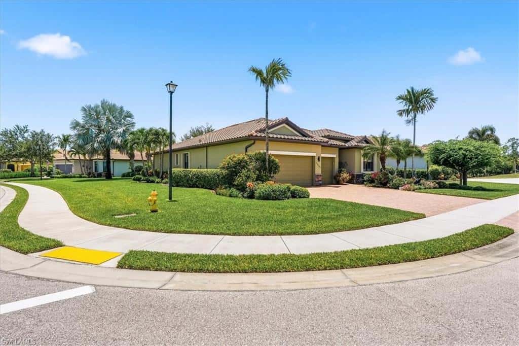 20503 Black Tree Ln, Estero, photo 22