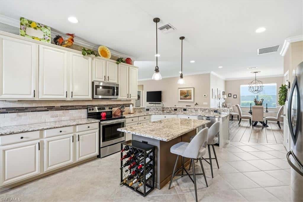 20503 Black Tree Ln, Estero, photo 9