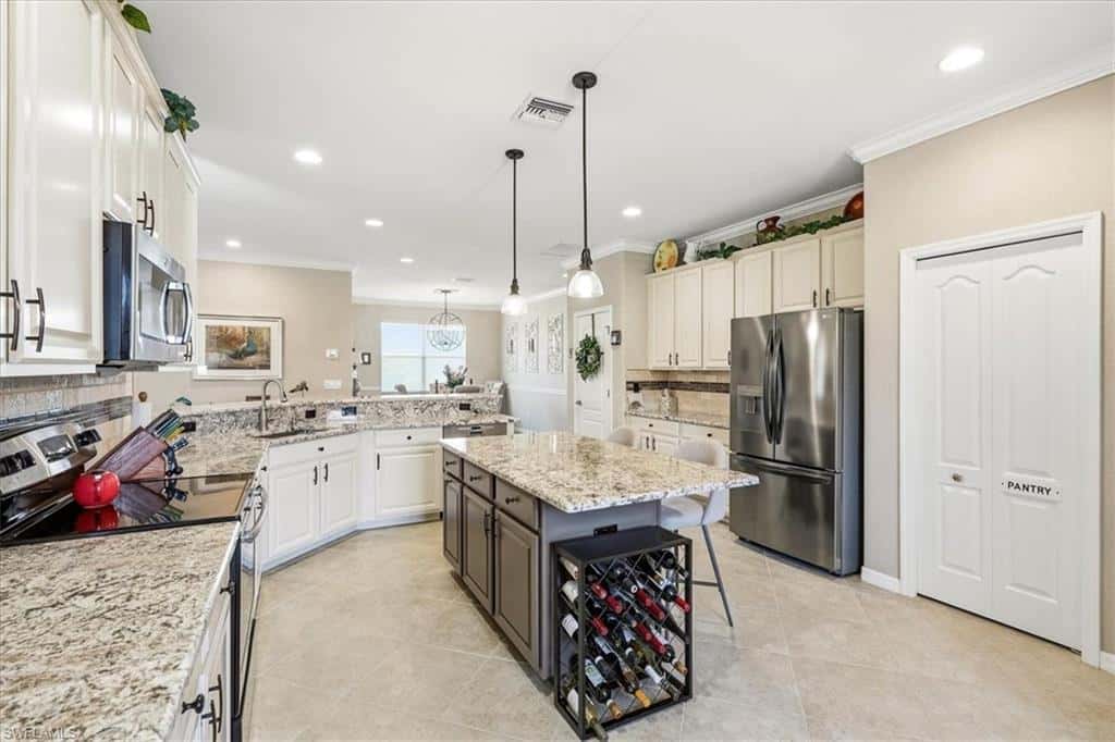 20503 Black Tree Ln, Estero, photo 8