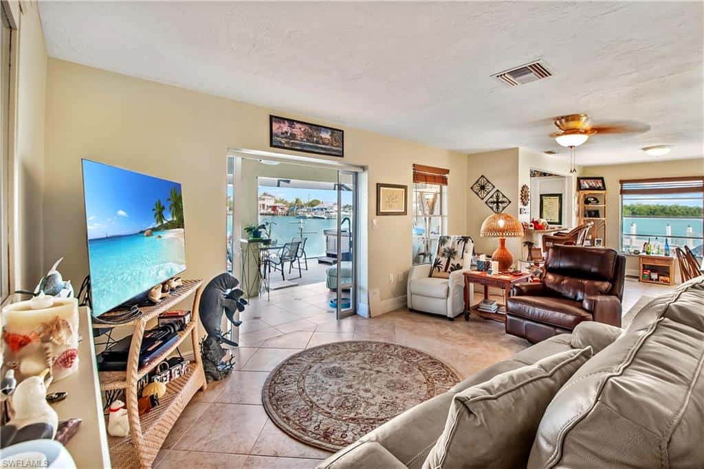 125 Pago Pago Dr, Naples, photo 6