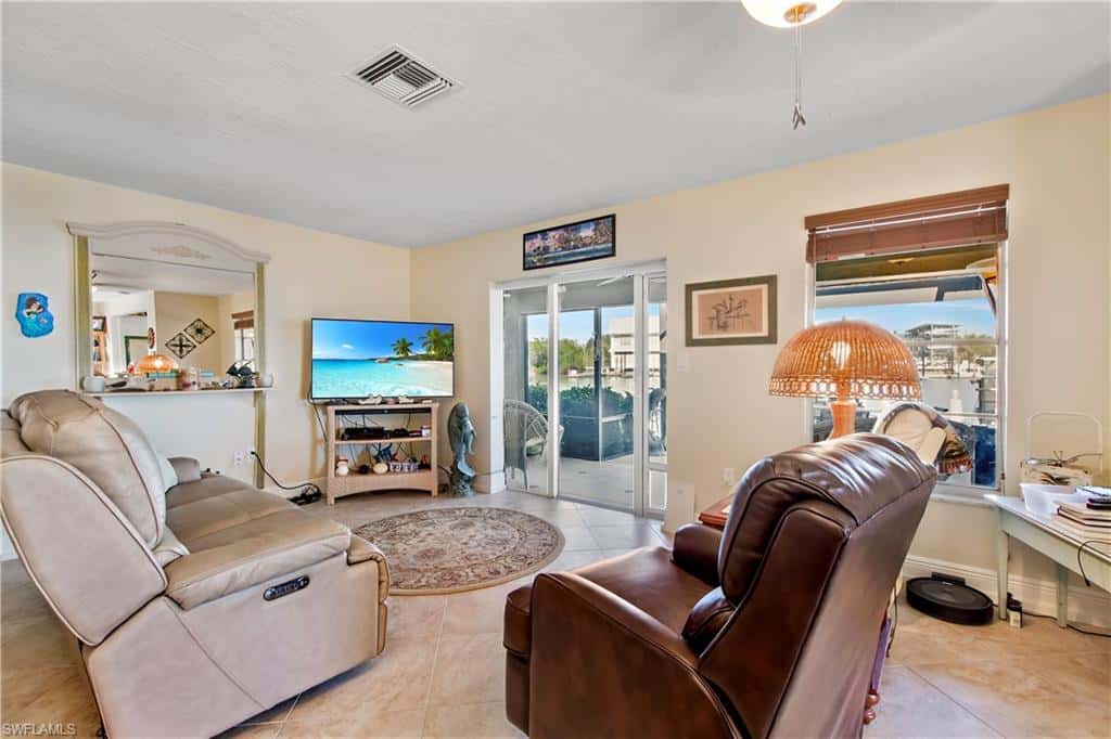 125 Pago Pago Dr, Naples, photo 5