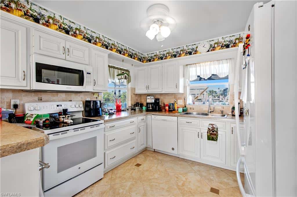 125 Pago Pago Dr, Naples, photo 9