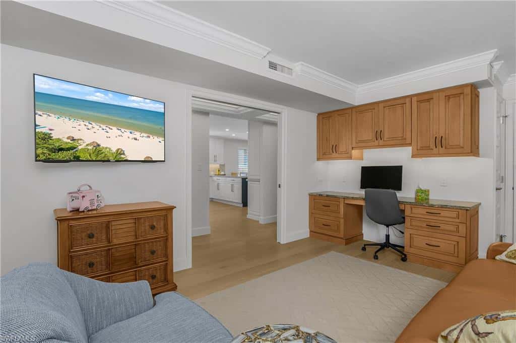 1717 Gulf Shore Blvd #101, Naples, photo 27