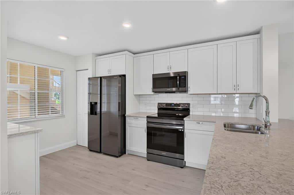 7707 Jewel Ln #104, Naples, photo 9