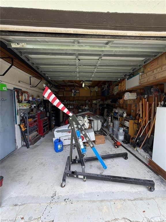 704 Cleveland Ave, Lehigh Acres, photo 42