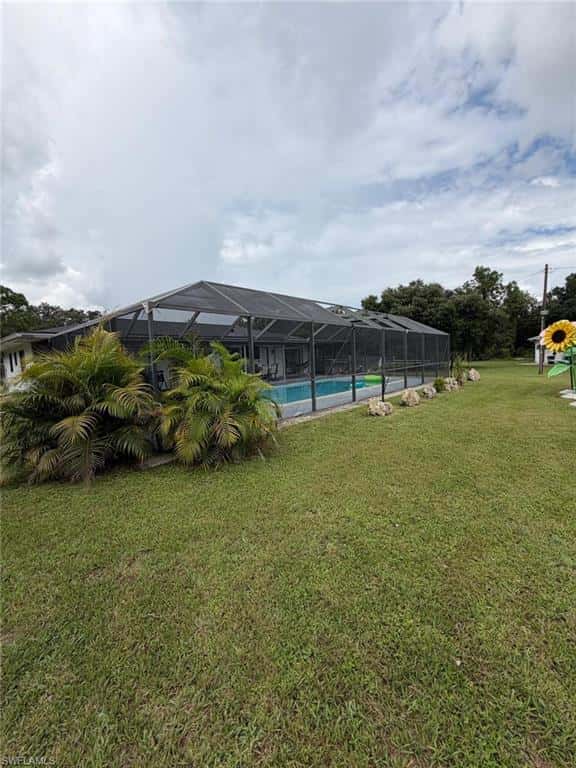 704 Cleveland Ave, Lehigh Acres, photo 46