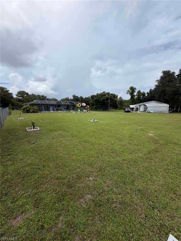 704 Cleveland Ave, Lehigh Acres, photo 44