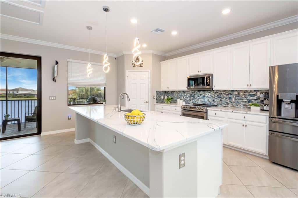 12036 Hawthorn Lake Dr #202, Fort Myers, photo 10