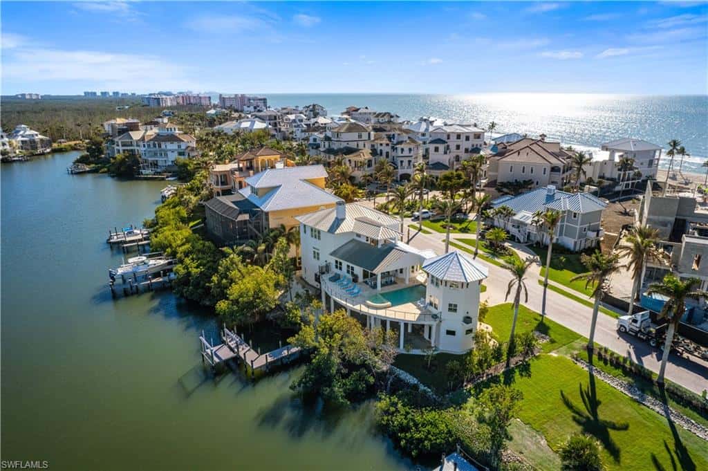 220 Barefoot Beach Blvd, Bonita Springs, photo 17