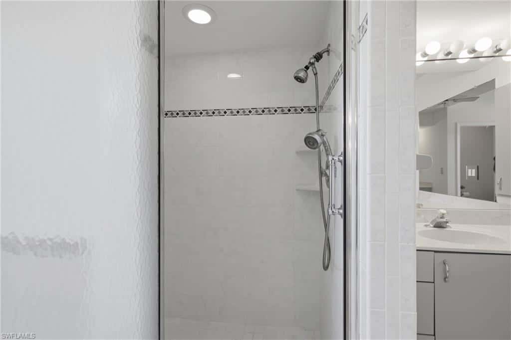 6040 Lake Grasmere Way, Fort Myers, photo 27