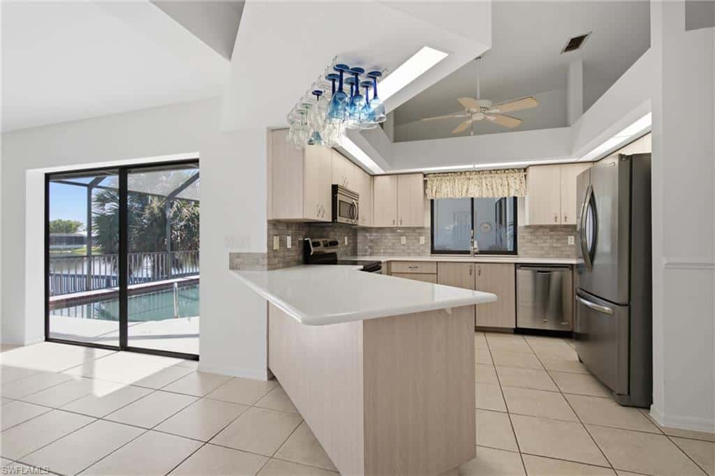 6040 Lake Grasmere Way, Fort Myers, photo 17