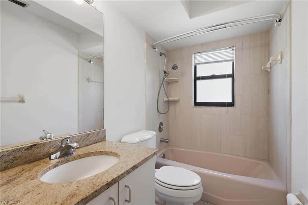 6040 Lake Grasmere Way, Fort Myers, photo 33