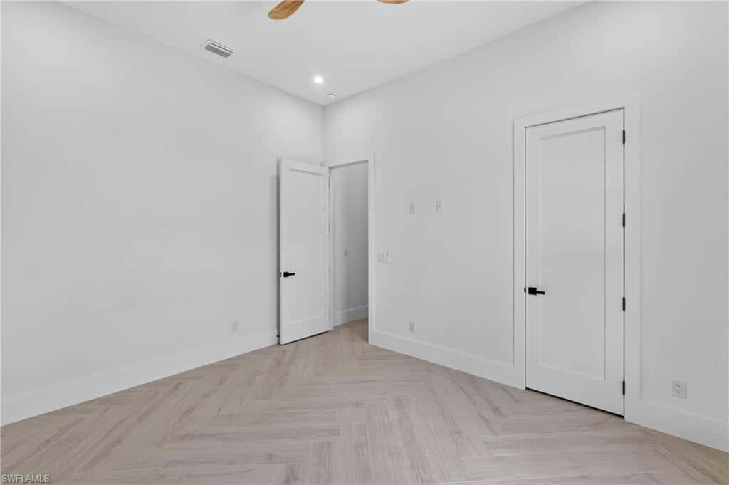 3729 4th Ln, Cape Coral, photo 36