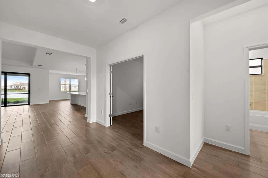 20446 Napa Loop, Estero, photo 10