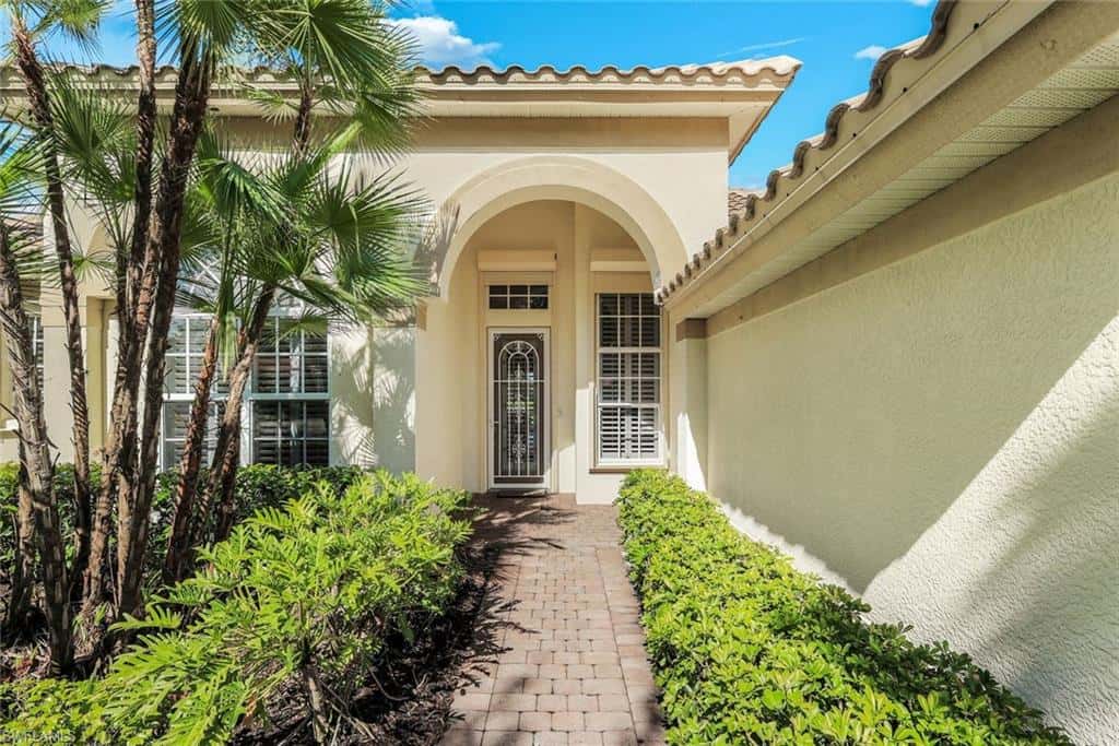 8737 Mustang Island Cir, Naples, photo 23