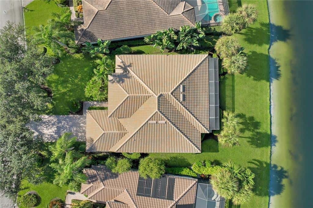 8737 Mustang Island Cir, Naples, photo 27
