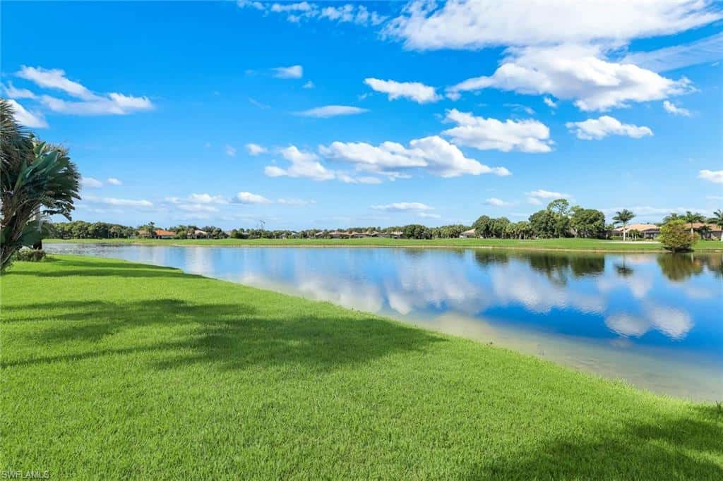 8737 Mustang Island Cir, Naples, photo 25