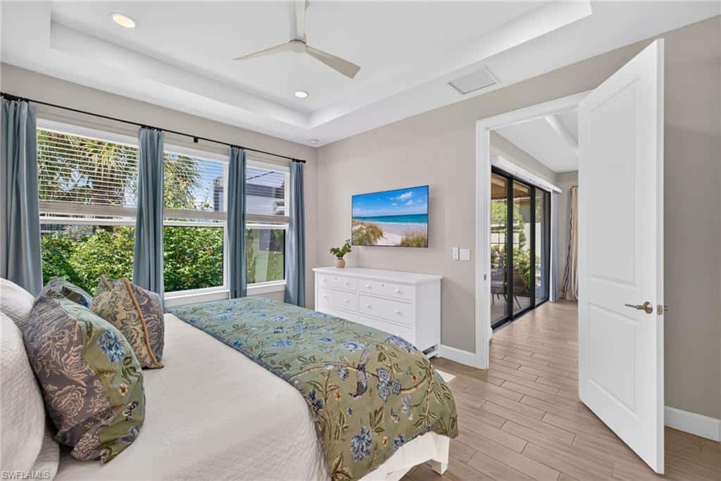 15159 Tolmino St, Naples, photo 16