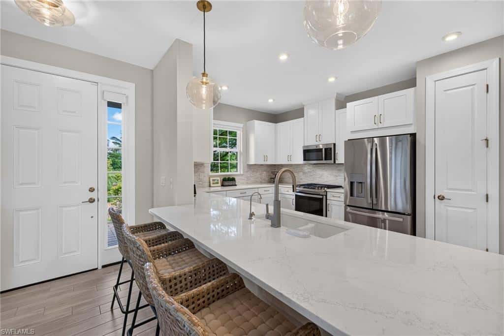 15159 Tolmino St, Naples, photo 9