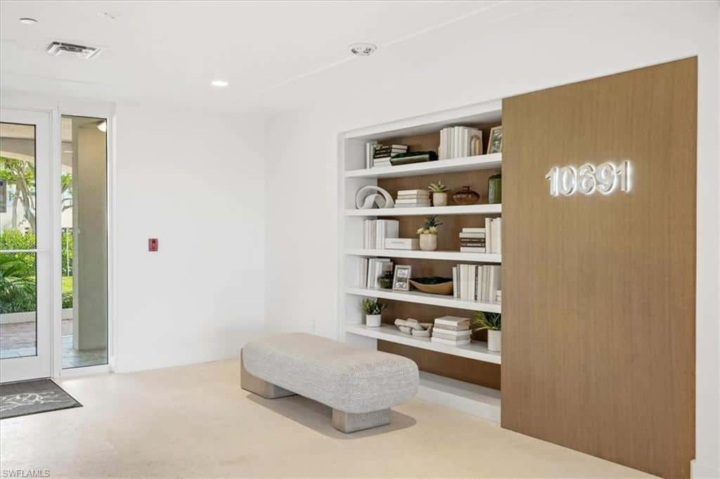 10691 Gulf Shore Dr #200, Naples, photo 32
