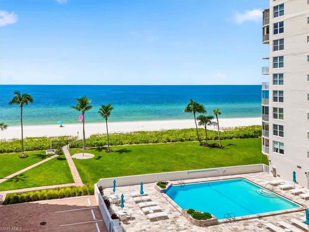 10691 Gulf Shore Dr #200, Naples, photo 35