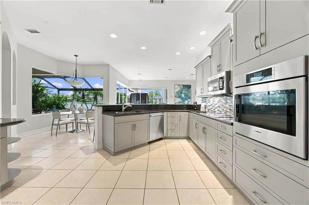 4995 Rustic Oaks Cir, Naples, photo 9