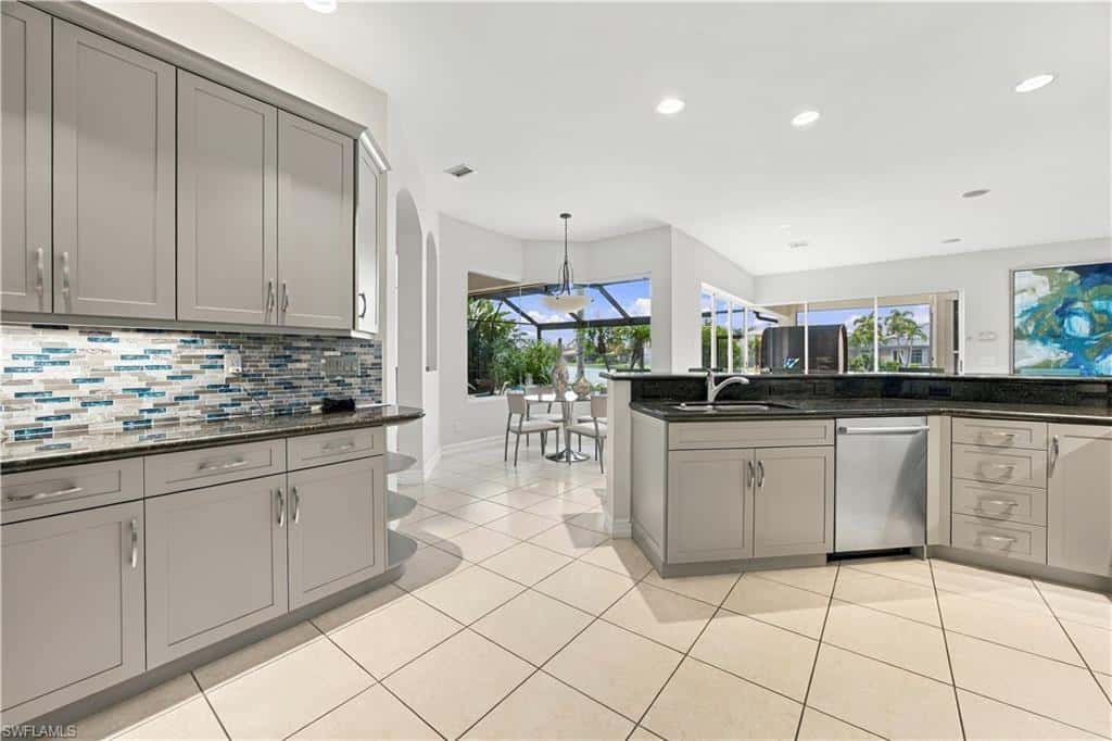 4995 Rustic Oaks Cir, Naples, photo 10