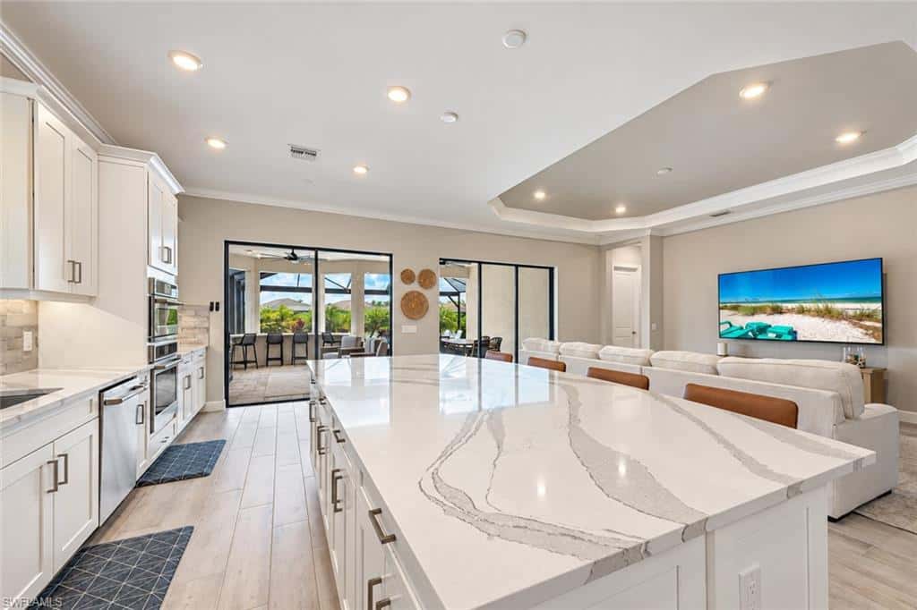 15140 Pescara St, Naples, photo 13