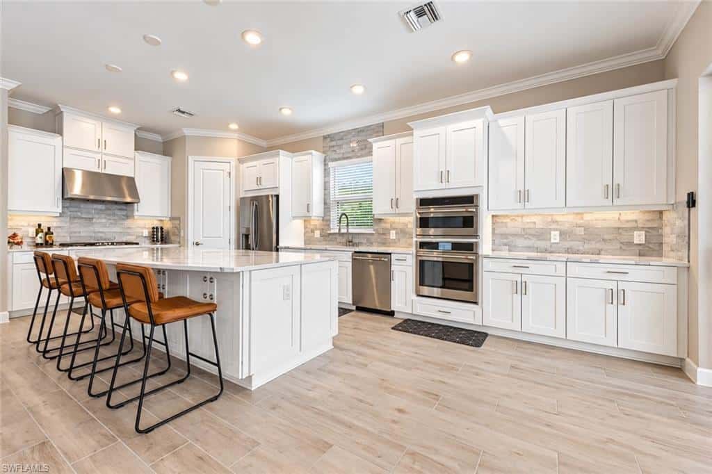 15140 Pescara St, Naples, photo 14
