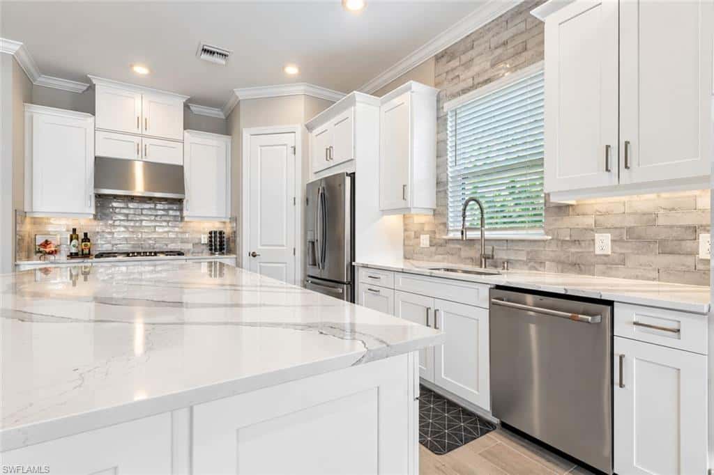 15140 Pescara St, Naples, photo 15