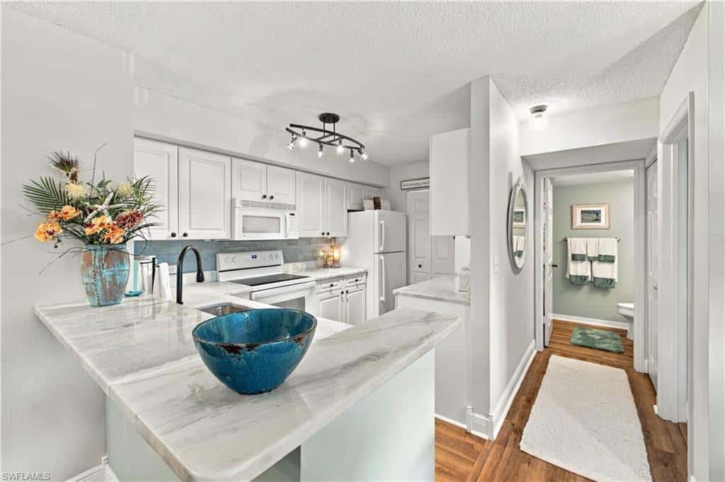 8930 Colonnades Ct #635, Bonita Springs, photo 8