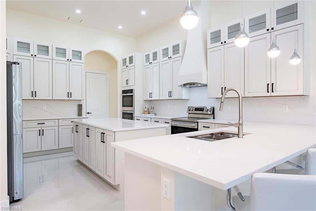 379 25th St, Naples, photo 15