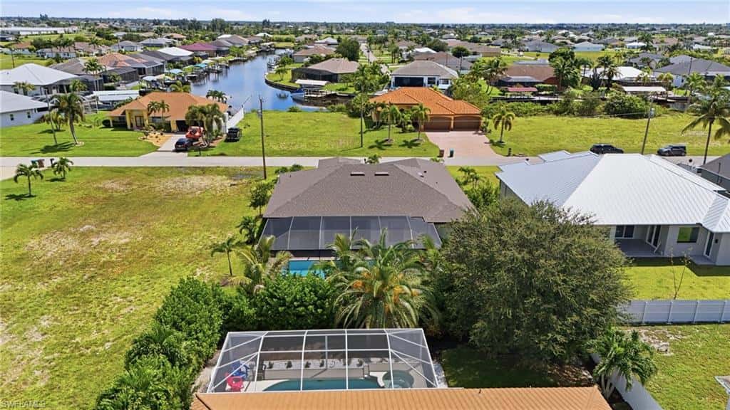 516 35th Pl, Cape Coral, photo 39