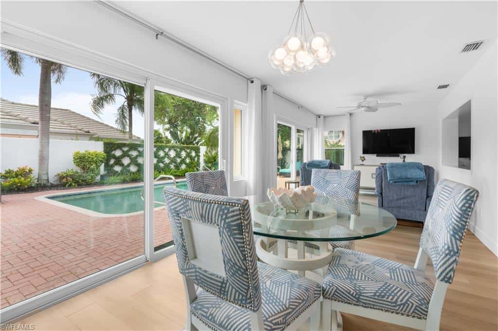 807 Rue Deville #2.11, Naples, photo 12