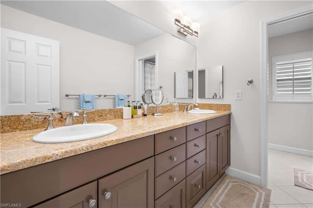 807 Rue Deville #2.11, Naples, photo 22