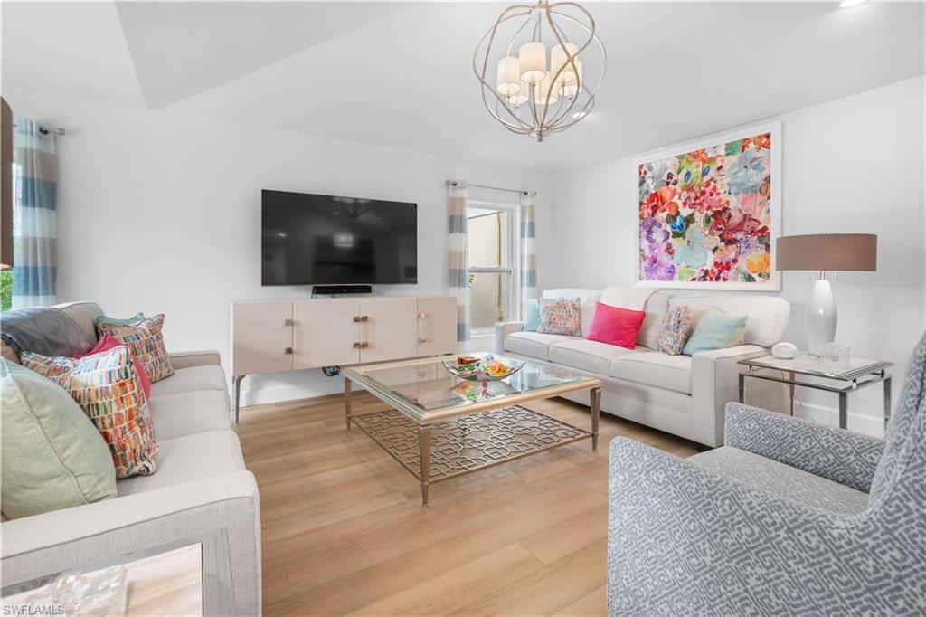 807 Rue Deville #2.11, Naples, photo 5