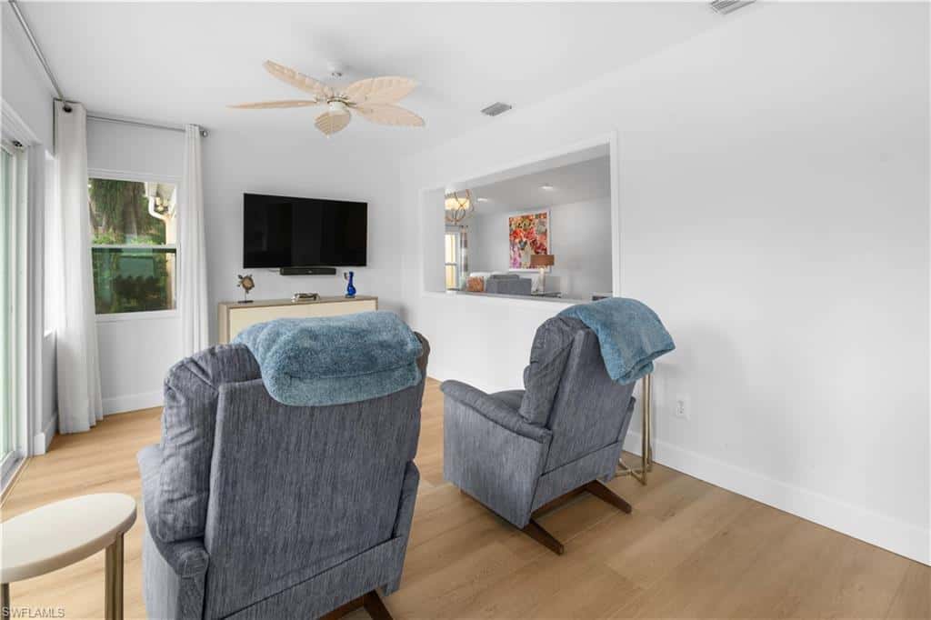 807 Rue Deville #2.11, Naples, photo 14