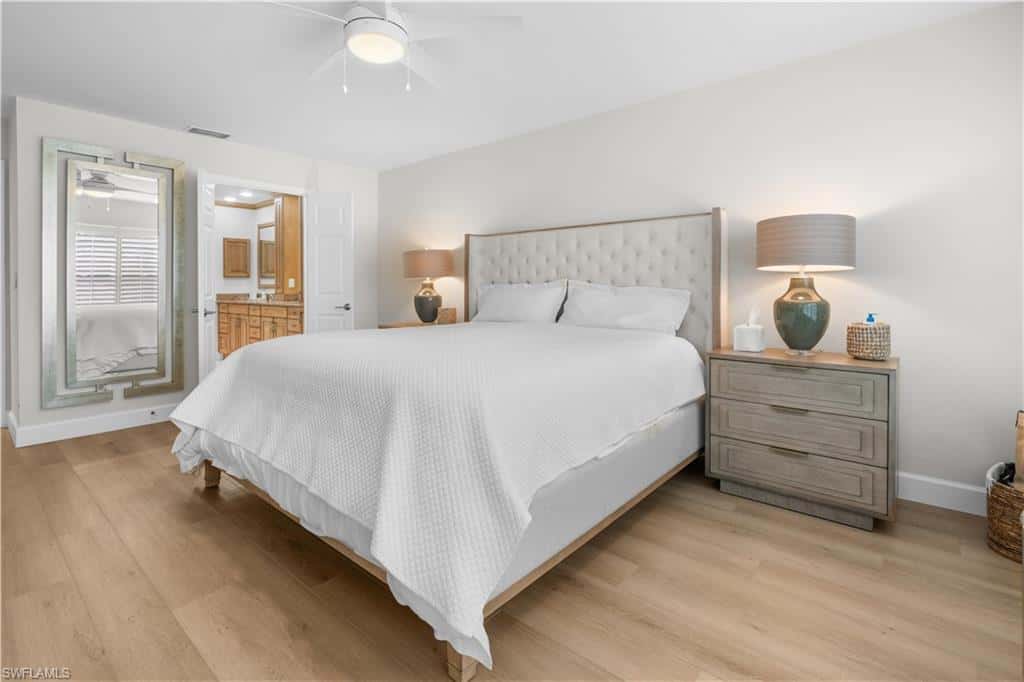 807 Rue Deville #2.11, Naples, photo 15