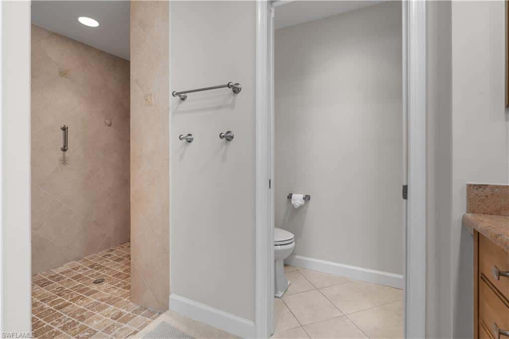 807 Rue Deville #2.11, Naples, photo 19