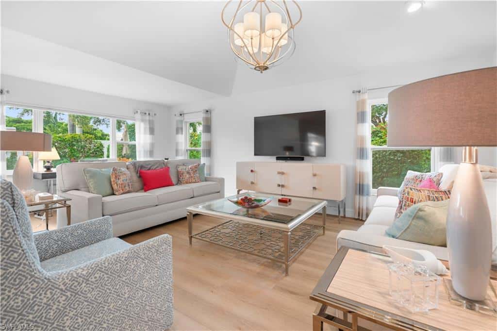 807 Rue Deville #2.11, Naples, photo 4