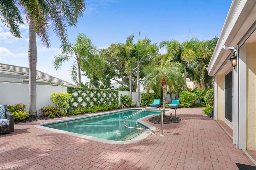 807 Rue Deville #2.11, Naples, photo 25