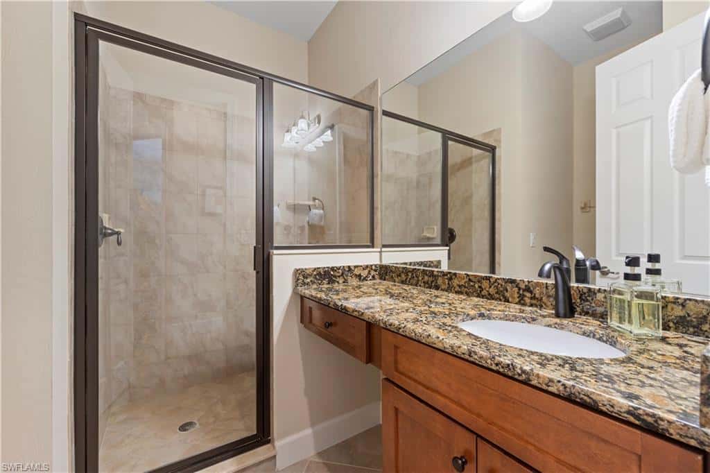 10351 Glastonbury Cir #201, Fort Myers, photo 32
